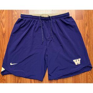 Nike x Washington Huskies Team Shorts Mens 2XL 8" Purple Athletic